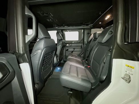 New 2026 Ford Bronco Big Bend w/ Black Diamond Package AWD/4WD image 20