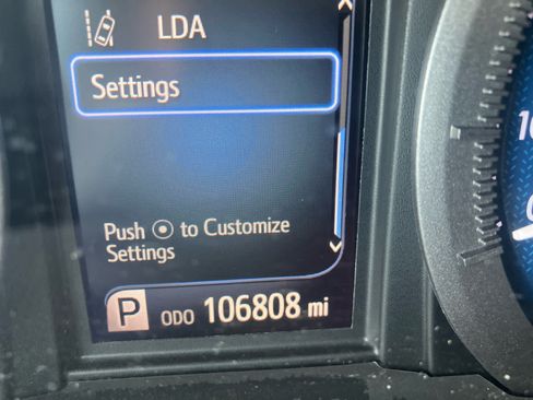 Used 2020 Toyota Sienna XLE FWD image 16