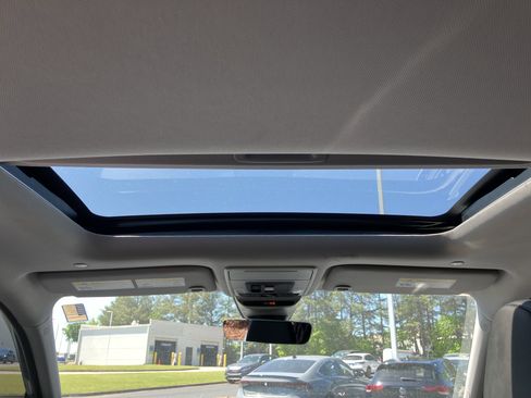 Used 2025 Acura ADX FWD image 31