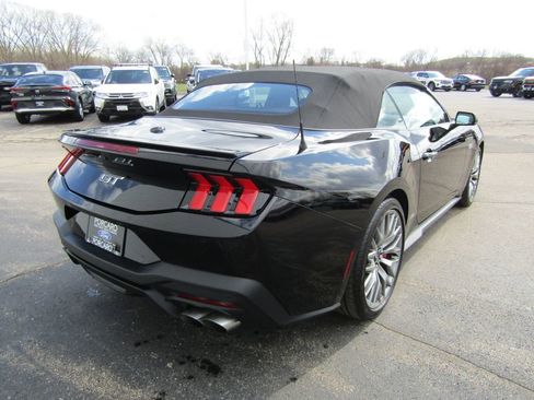 Used 2025 Ford Mustang GT Premium RWD image 11