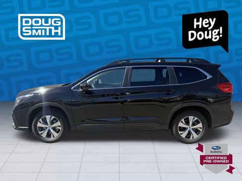 Used 2025 Subaru Ascent Premium image 2