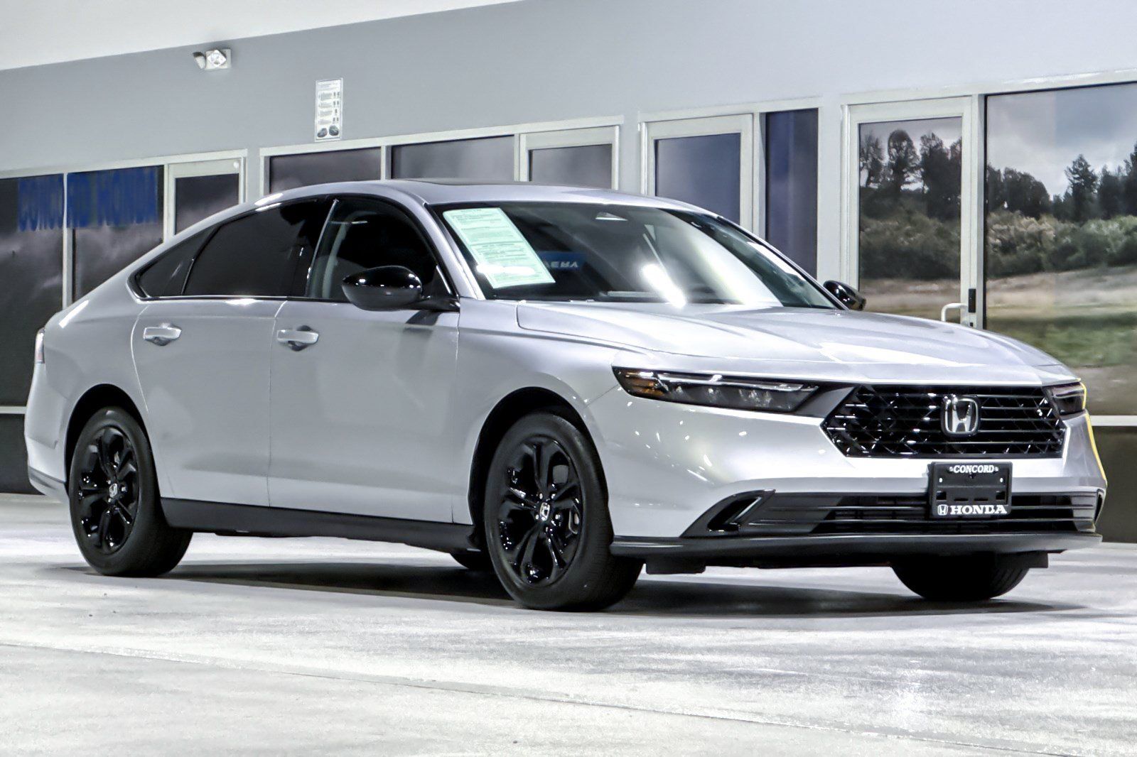 Used 2025 Honda Accord SE image 7