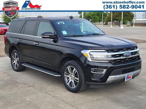 Used 2022 Ford Expedition Limited image 1
