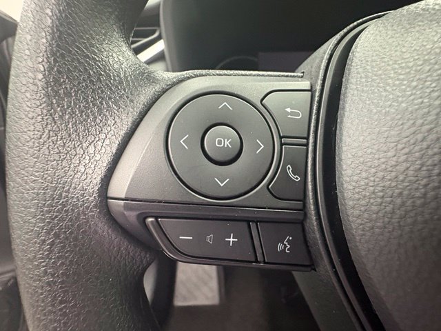 Used 2025 Toyota RAV4 XLE AWD/4WD image 16