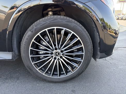 Used 2024 Mercedes-Benz GLC 300 4MATIC image 13