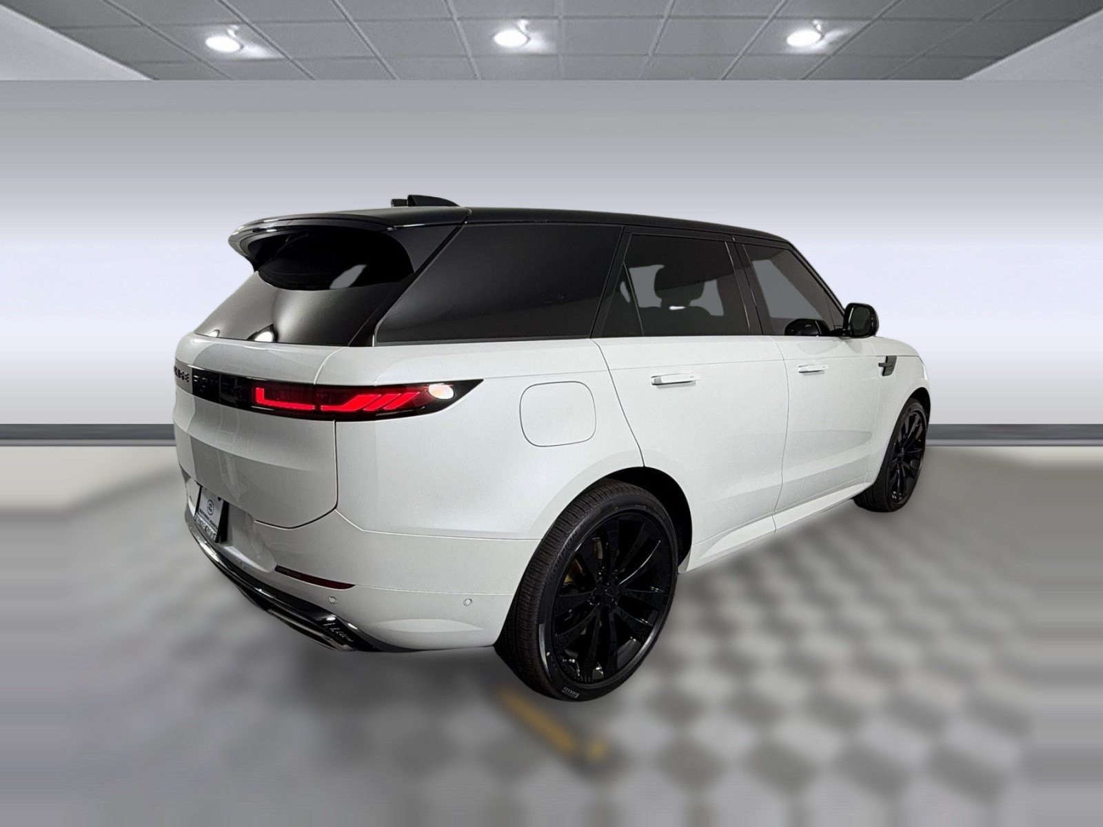 New 2026 Land Rover Range Rover Sport Dynamic SE AWD/4WD image 9