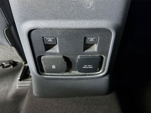 Used 2023 Ford Bronco Wildtrak AWD/4WD image 25