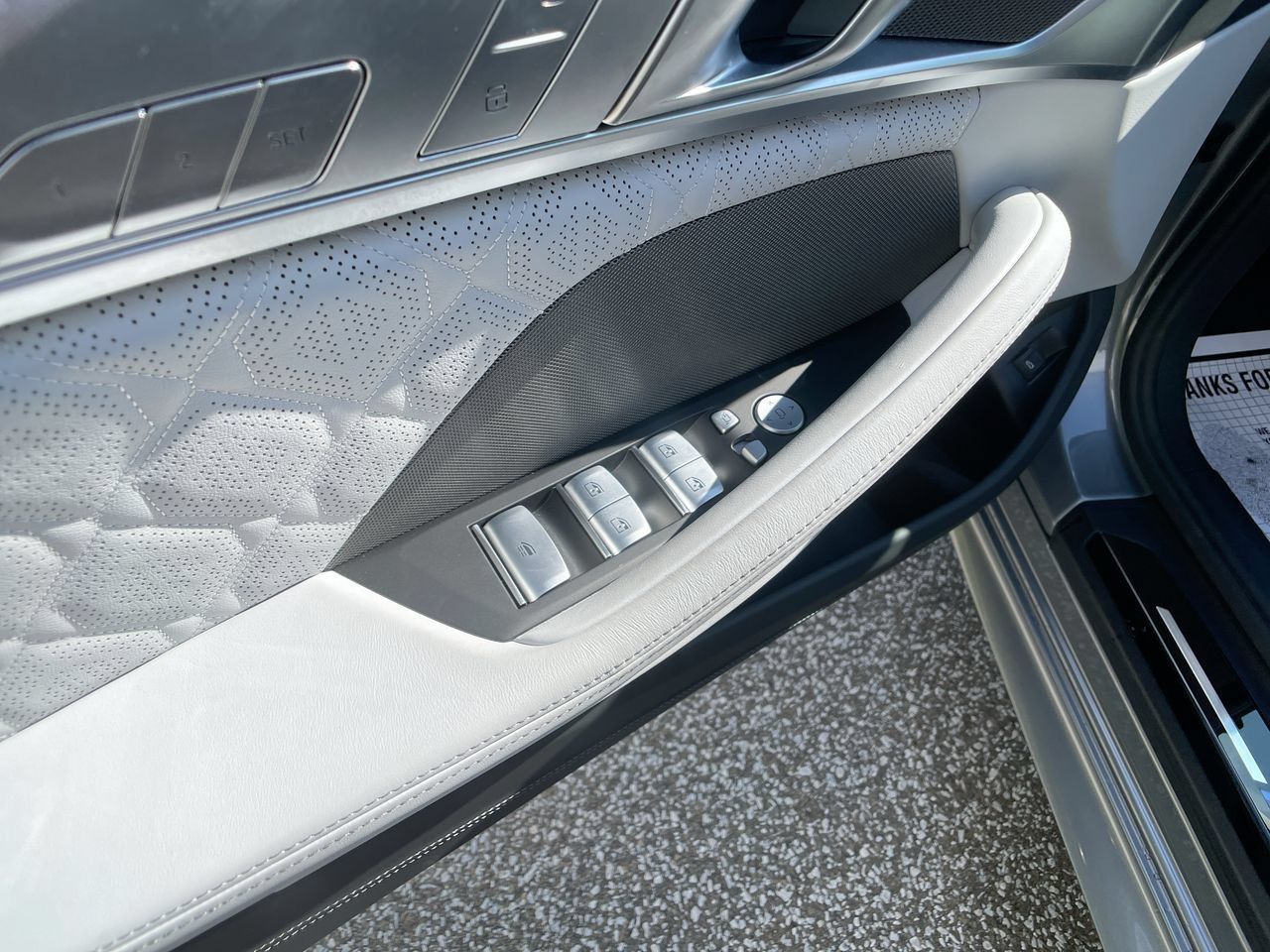 Used 2025 BMW M8 Competition AWD/4WD image 14