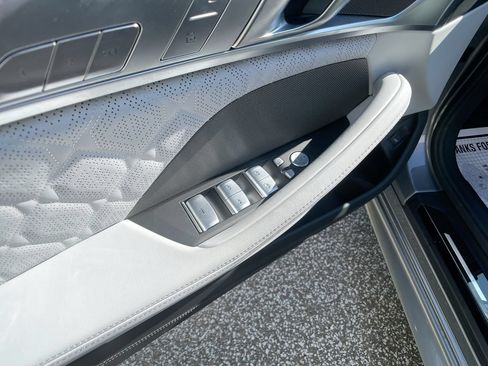 Used 2025 BMW M8 Competition AWD/4WD image 14