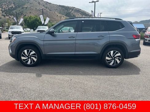 Used 2024 Volkswagen Atlas SE AWD/4WD image 7