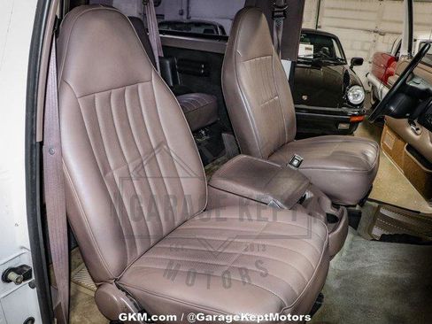 Used 1994 Ford Bronco XL image 5