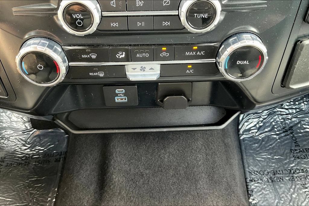 Used 2024 Ford F150 XLT AWD/4WD image 14