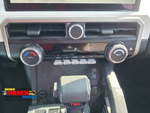 Used 2024 Toyota Tacoma TRD Off-Road AWD/4WD image 19