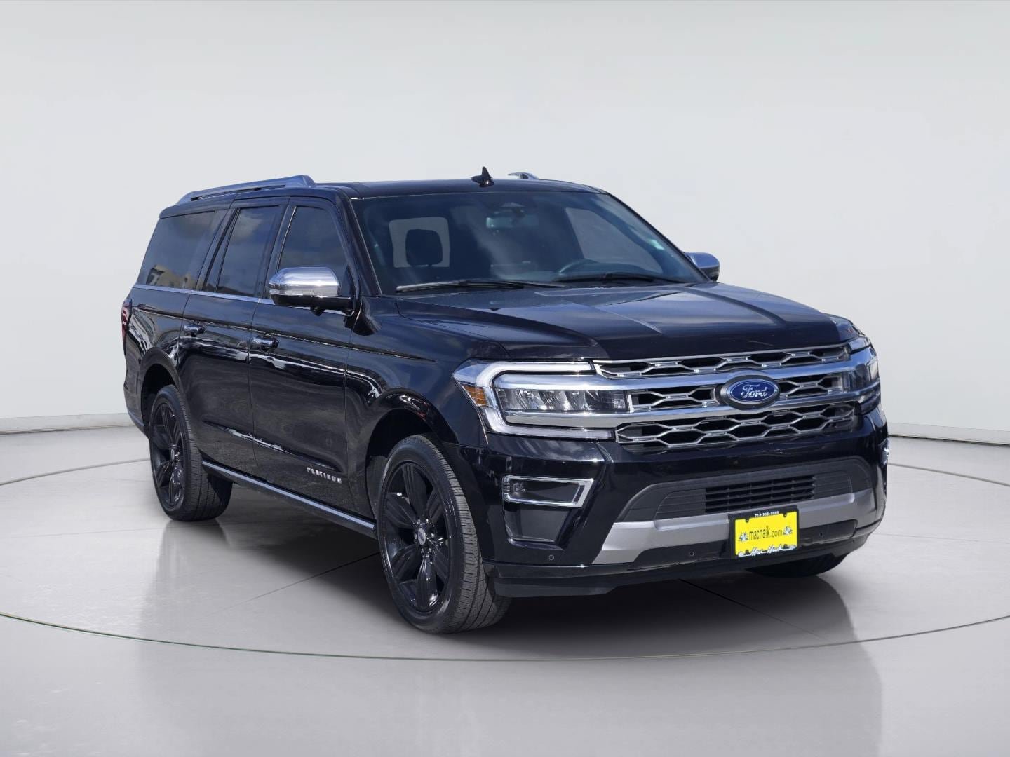 Used 2023 Ford Expedition Max Platinum RWD image 3