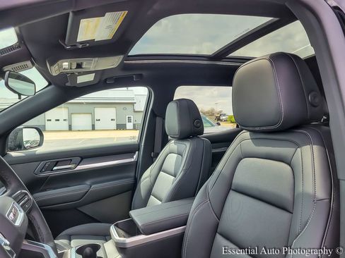 New 2026 GMC Terrain Elevation w/ Elevation Premium Package image 9