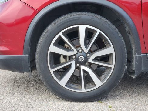 Used 2019 Nissan Rogue SL w/ Premium Package FWD image 5