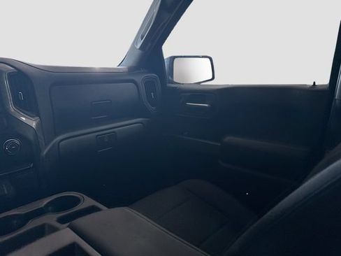 Used 2019 Chevrolet Silverado 1500 Custom Trail Boss AWD/4WD image 22