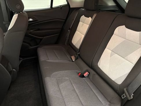 Used 2024 Chevrolet Trax LS FWD image 21