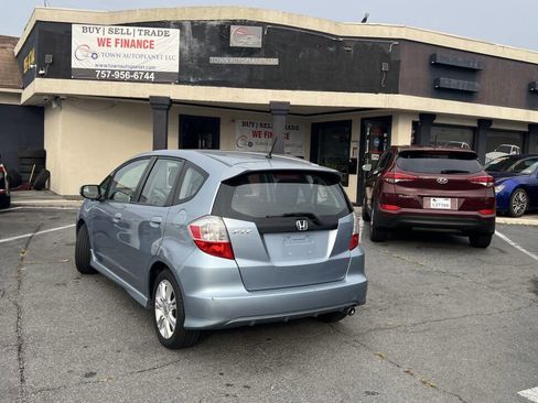 Used 2011 Honda Fit Sport image 8