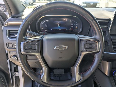 Used 2022 Chevrolet Suburban RST w/ Luxury Package image 15