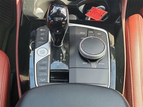 Used 2024 BMW X4 xDrive30i w/ Parking Assistance Package image 20