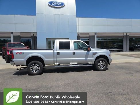 Used 2010 Ford F350 XLT AWD/4WD image 4