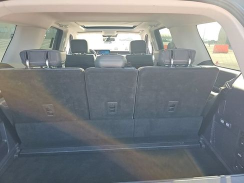 Used 2025 Ford Expedition Active AWD/4WD image 15