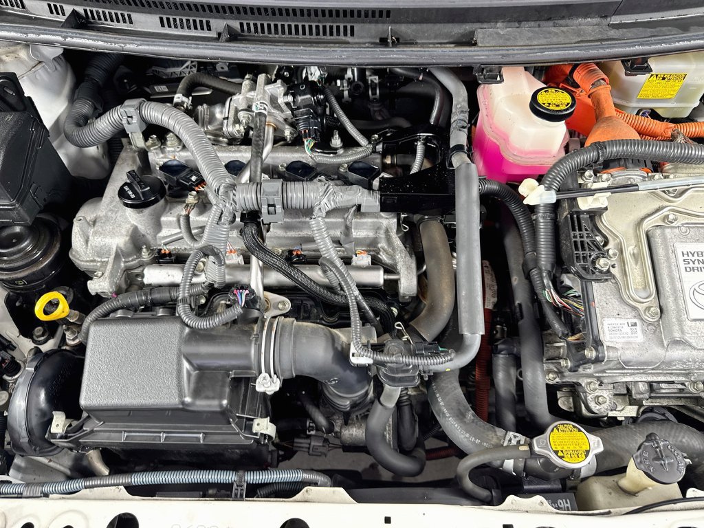 Used 2013 Toyota Prius C Two FWD image 34