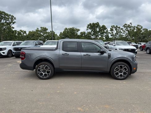 Used 2025 Ford Maverick Lariat AWD/4WD image 5