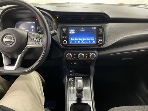 Used 2023 Nissan Kicks SV image 24