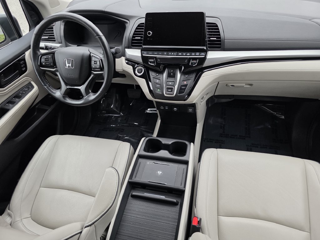Used 2025 Honda Odyssey Touring image 28