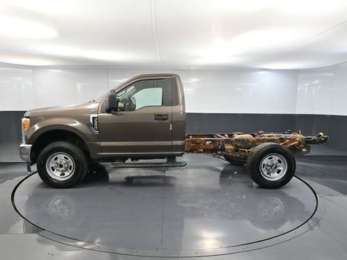 Used 2017 Ford F350 XL w/ XL Value Package image 8
