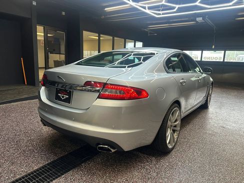 Used 2011 Jaguar XF Premium RWD image 7
