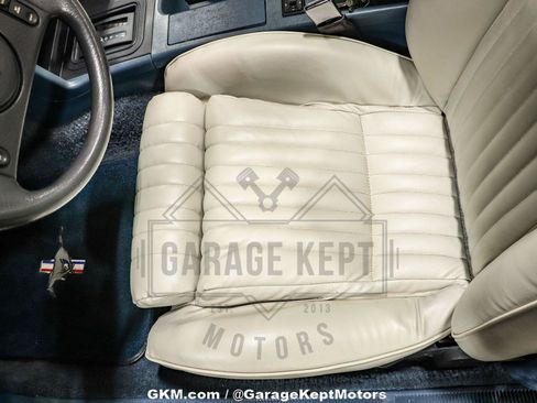 Used 1989 Ford Mustang LX RWD image 99