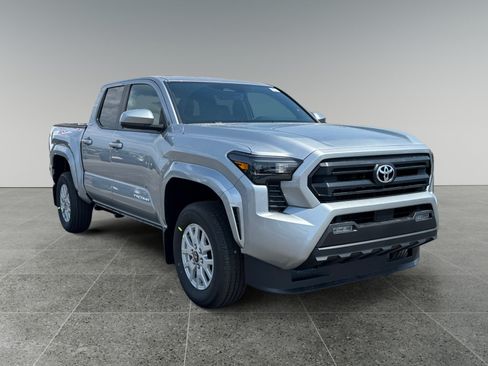 New 2026 Toyota Tacoma SR5 AWD/4WD image 8