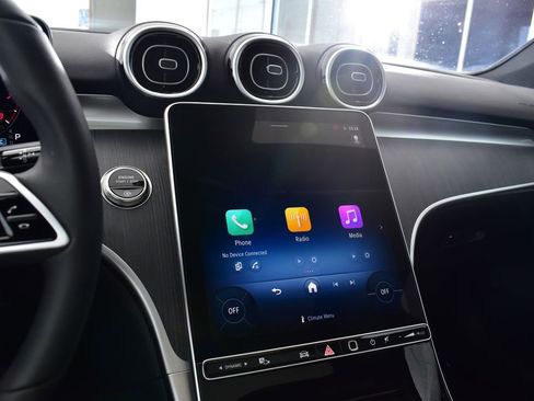 Certified 2025 Mercedes-Benz C 300 4MATIC Sedan image 18