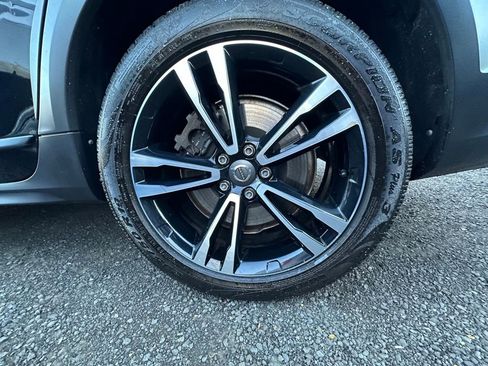 Used 2018 Volvo V90 T5 Cross Country w/ Convenience Package image 47