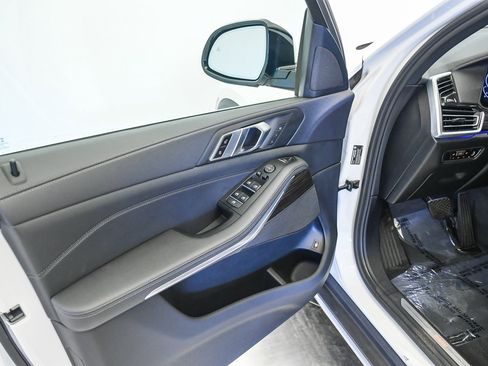 Used 2023 BMW X5 xDrive45e w/ Climate Comfort Package image 20