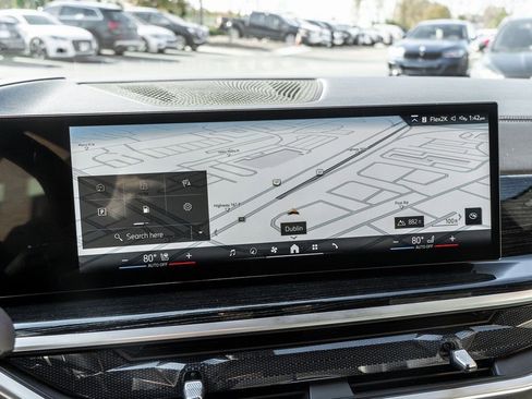 Used 2024 BMW X7 xDrive40i w/ M Sport Package image 17