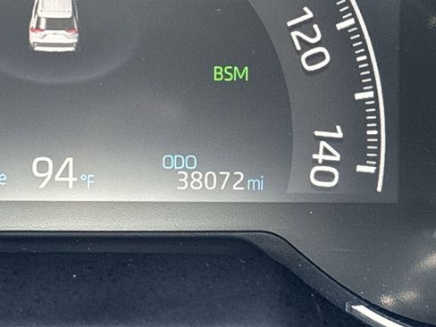 Used 2023 Toyota RAV4 XLE Premium FWD image 32