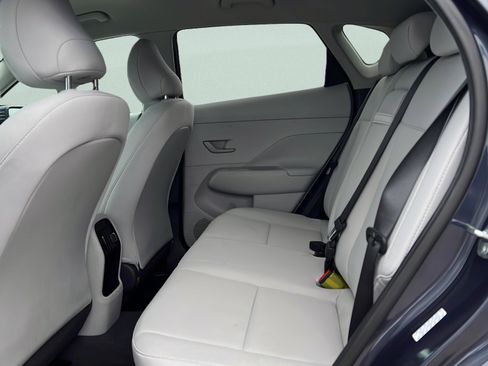 Certified 2024 Hyundai Kona SEL w/ Convenience Package FWD image 10