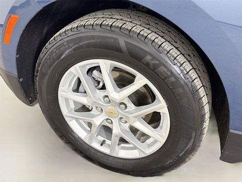 Used 2024 Chevrolet Equinox LT AWD/4WD image 32