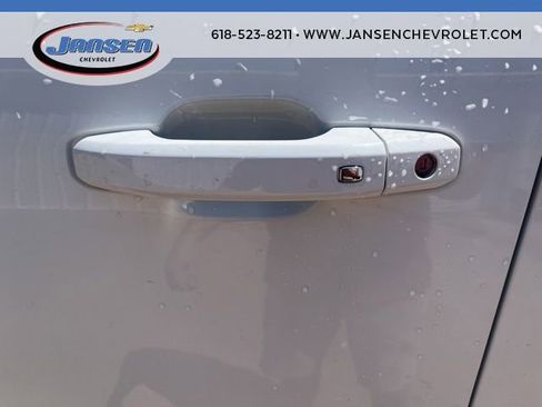 Used 2025 Chevrolet Silverado 2500 LT AWD/4WD image 9