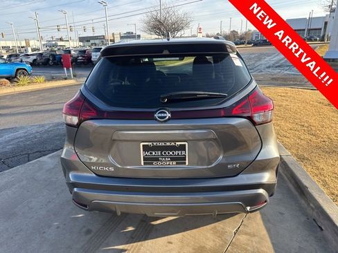 Certified 2024 Nissan Kicks SR image 5