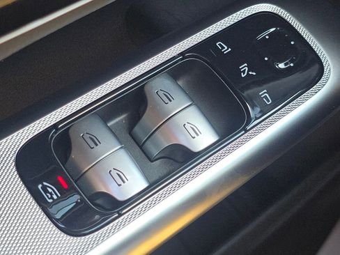 Certified 2026 Mercedes-Benz GLC 300 4MATIC image 28