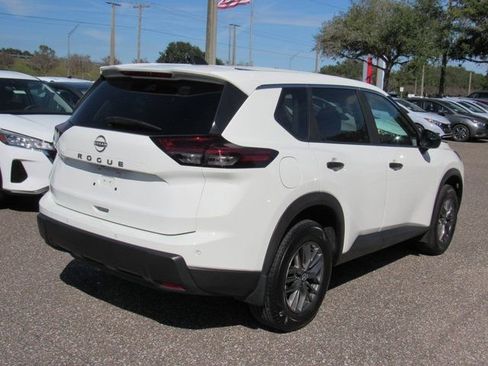Certified 2025 Nissan Rogue S image 3