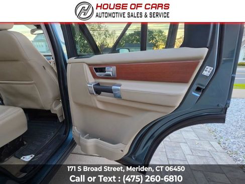 Used 2011 Land Rover LR4 HSE AWD/4WD image 30