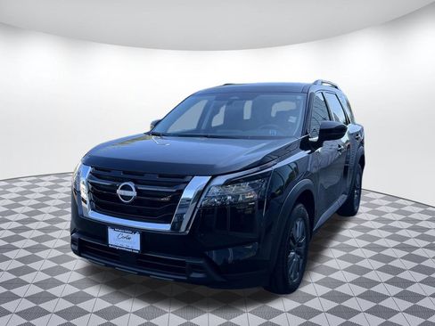 Used 2024 Nissan Pathfinder SV image 6