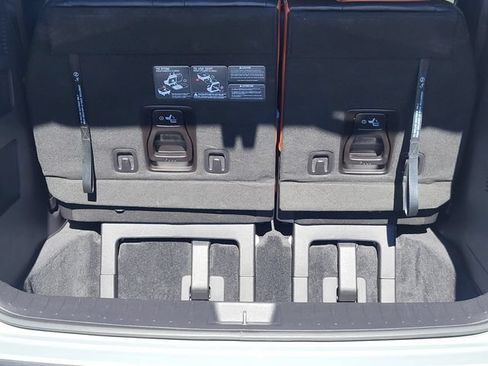 Used 2022 Kia Carnival SX Prestige FWD image 28