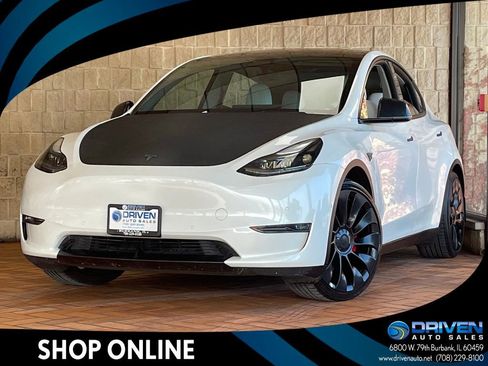 Used 2022 Tesla Model Y Performance image 1